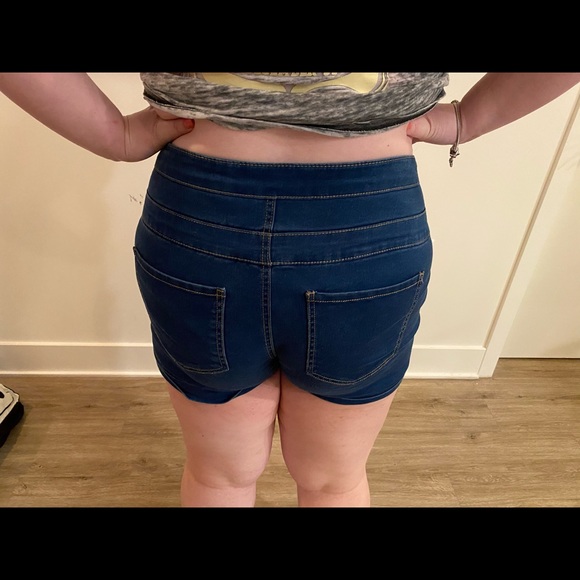 Triple Buttonfly Denim Shorts Juniors - Picture 3 of 4